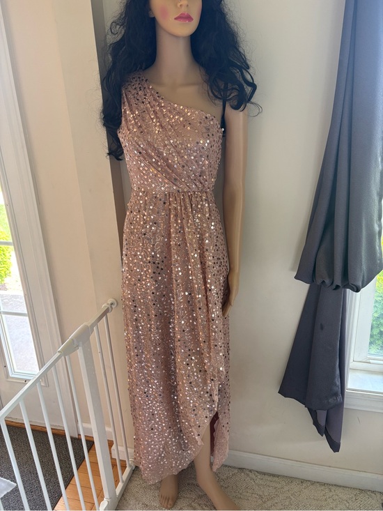 Max & Cleo Dresses & Skirts - MaxandCleo Rosegold Sequin One-Shoulder Evening Dress Size 2
